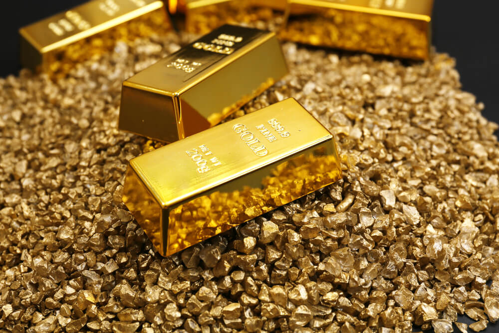 Gold bars and granules 
