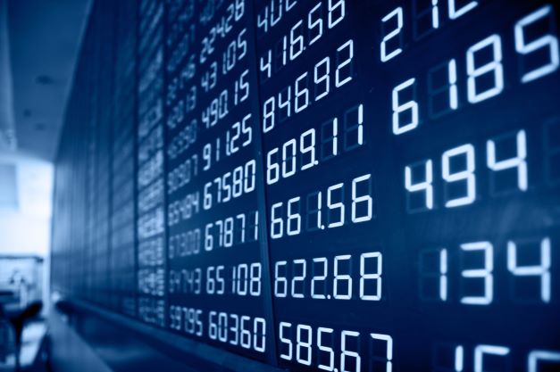 Stocks cautious ahead of central bank pow-wow